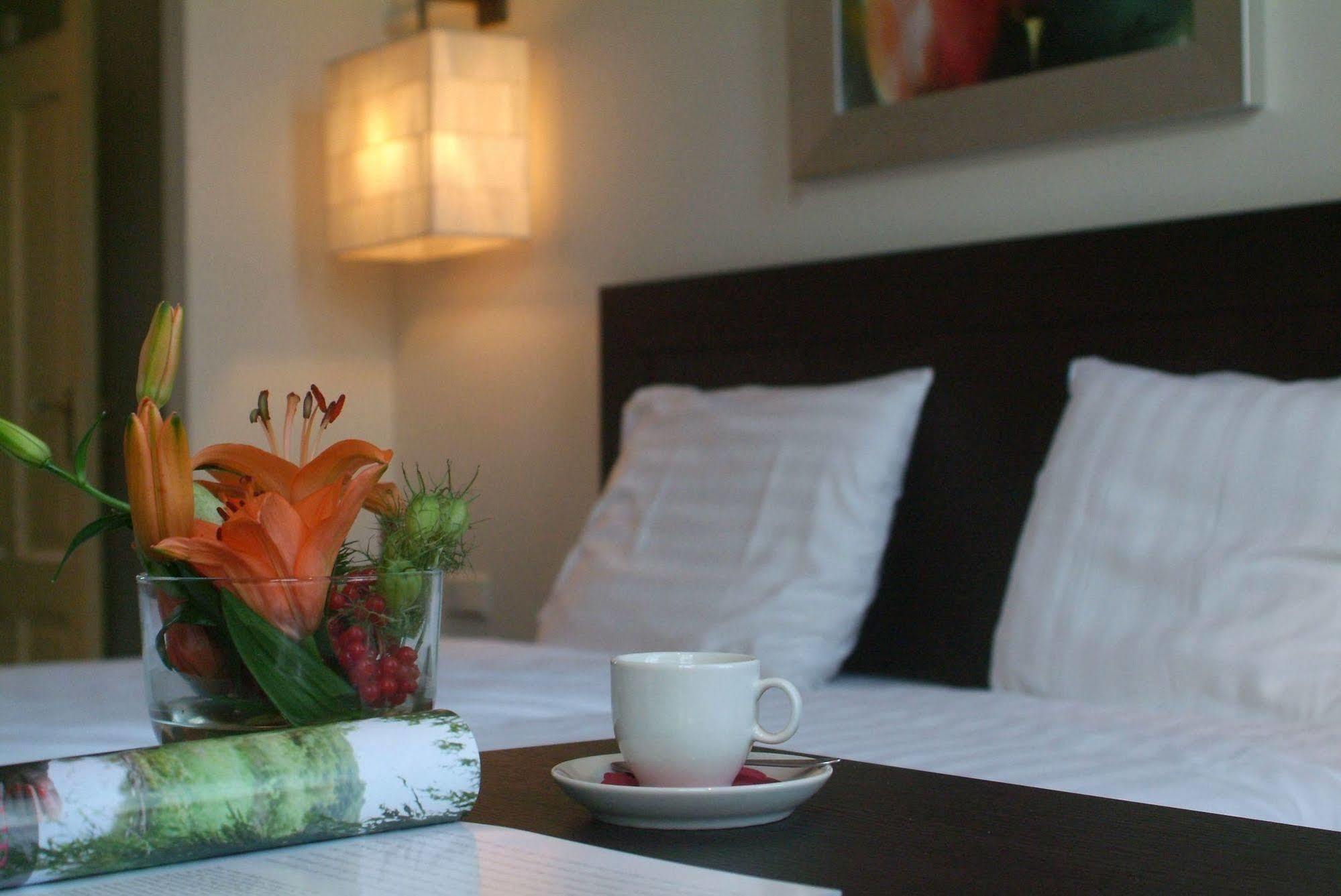 Hotel Restaurant La Sonnerie Son en Breugel Екстер'єр фото